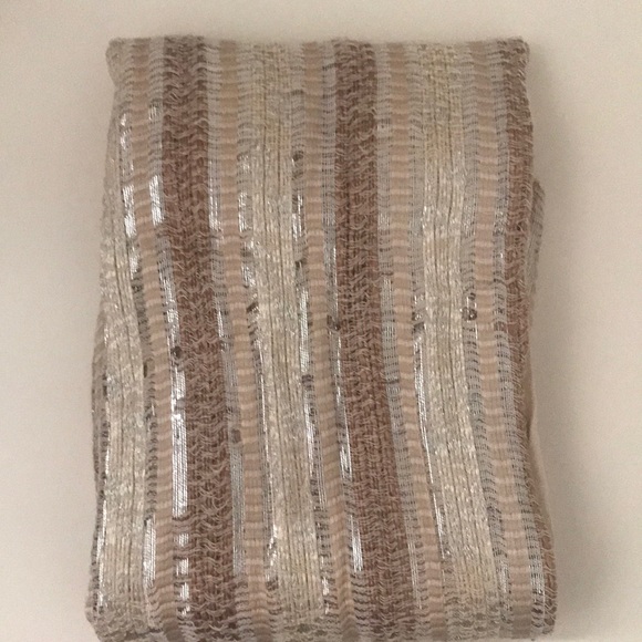 🍁 NWT. Infinity Scarf/Wrap - Picture 3 of 3